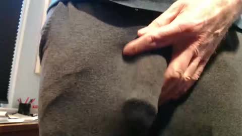 Snapshot of hung_hot_fit10 chatting on October 27, 1:00 pm Big uncut cock dripping online show from October 27, 1:00 pm