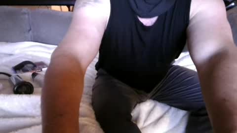hung_in_the_831 online show from July 13, 4:27 am