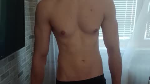 hungandstrong00 online show from June 9, 10:26 am