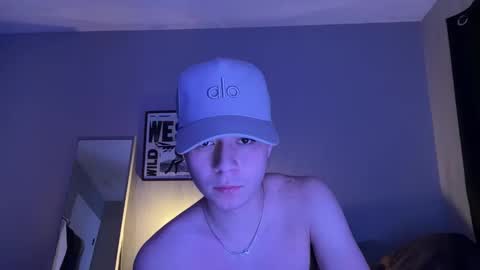 hungc0llegejock online show from October 28, 1:39 am