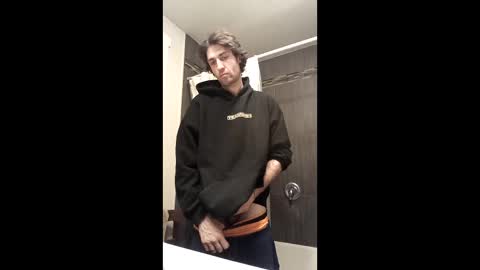 hungholden online show from March 24, 3:34 am