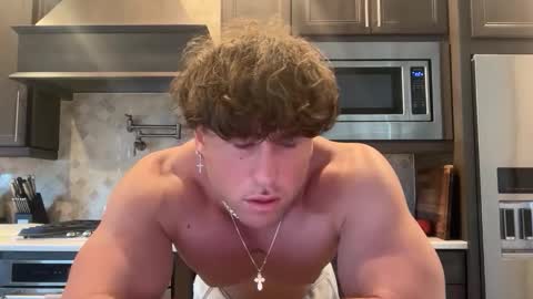 hungkingg22 online show from February 10, 6:11 pm