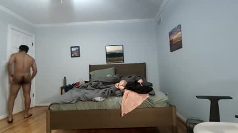 hungry_lion_6969 online show from February 3, 1:13 am