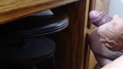 hungsofine online show from January 11, 7:31 pm