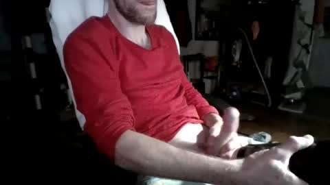 hungwell2111 online show from March 3, 8:32 am