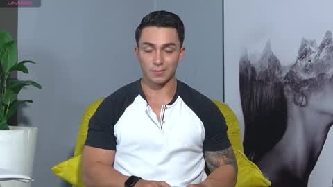 hunk_ryan online show from September 23, 6:14 pm