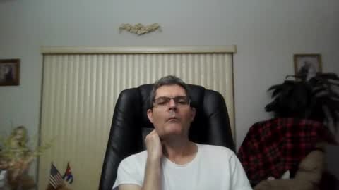 hunkmasclefad458 online show from June 28, 5:14 am