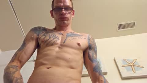 Wh8teboi online show from December 16, 2:08 am