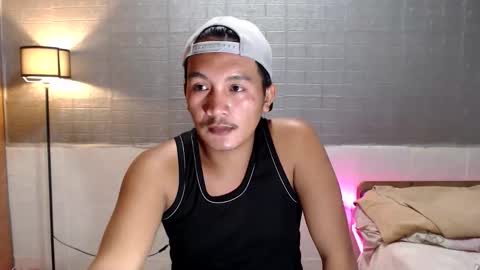 hunkylloyd online show from March 5, 4:54 am