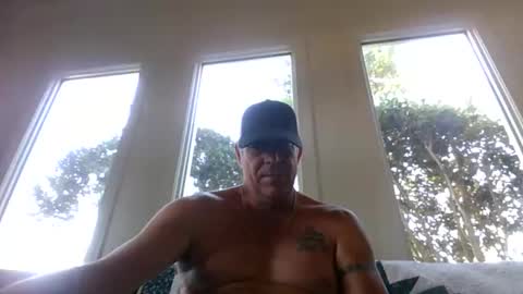 hunybager online show from May 20, 1:17 pm