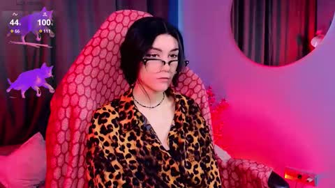 Hyeon Jin online show from March 3, 10:33 am