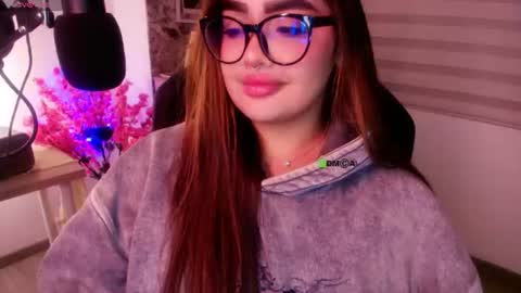 Ari online show from August 5, 1:02 am