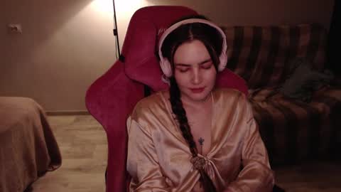 elisabeth online show from March 11, 5:57 pm