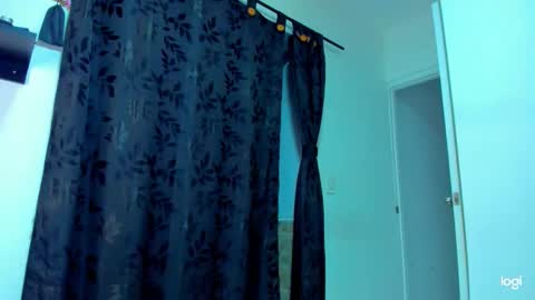 iam_your_fantasy online show from October 29, 1:18 am