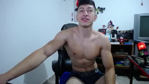 iam_yourbabyprincess_xd online show from March 3, 8:27 pm