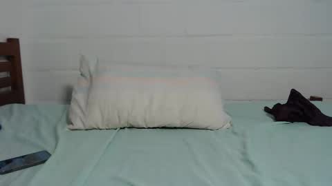 Bryan048 online show from May 19, 8:27 pm