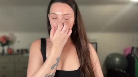 Crystal online show from March 25, 4:47 pm