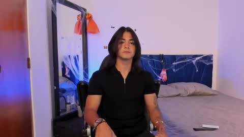 Snapshot of iamluismz chatting on October 27, 7:25 pm arthur online show from October 27, 7:25 pm
