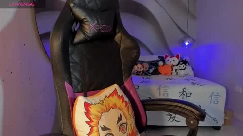 Nayuta online show from September 12, 8:11 pm