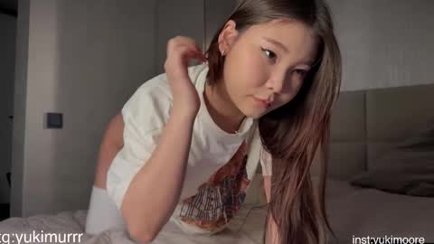 iamyuki_ online show from March 2, 1:10 am