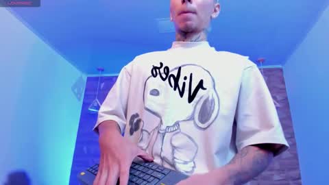 IAN CASTILLO online show from February 3, 11:14 am