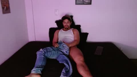 Ian Davis online show from November 10, 8:22 pm