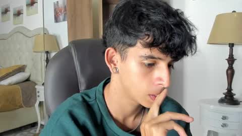 ibratxandy online show from June 8, 7:04 pm