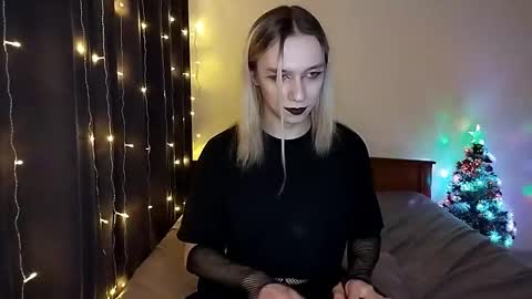 Jade online show from January 16, 5:44 pm