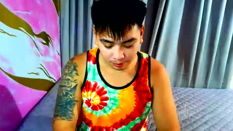 iconic_vince online show from November 12, 12:18 pm