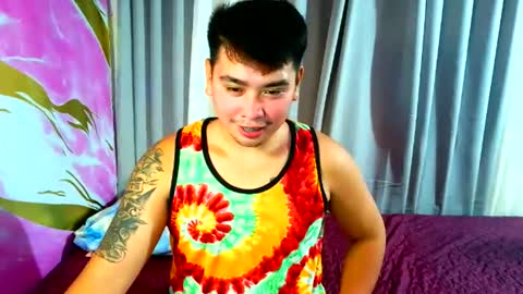 iconic_vince online show from October 28, 1:45 pm