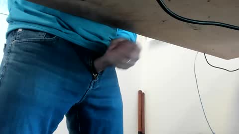 idfunguy2023 online show from January 17, 8:55 pm