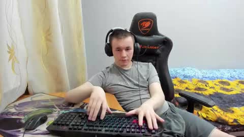 iliaskris online show from October 28, 12:11 am