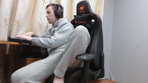 lord online show from December 1, 4:10 am