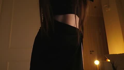 illona_harriss online show from October 31, 6:41 pm