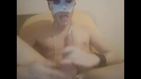 iluvhottenns online show from December 19, 6:56 pm