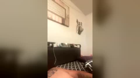 im995072 online show from July 5, 3:19 pm
