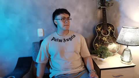 im__noah online show from April 5, 1:24 am