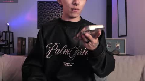 Snapshot of im__thomas chatting on October 19, 5:01 am IM  THOMAS online show from October 19, 5:01 am