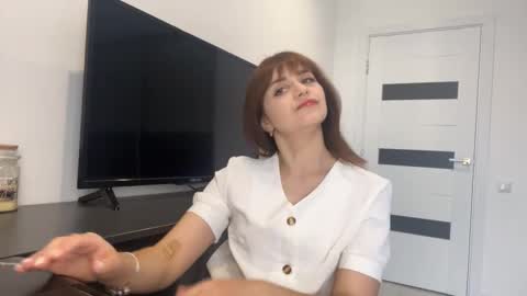 Snapshot of im_alisa_ chatting on October 2, 7:29 am Alisa online show from October 2, 7:29 am