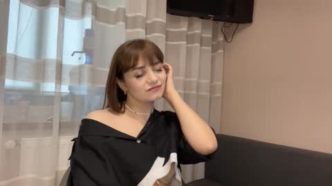 Snapshot of im_alisa_ chatting on October 10, 7:47 am Alisa online show from October 10, 7:47 am