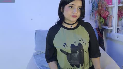 aurora online show from February 6, 7:49 pm