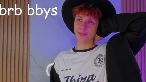 daren online show from April 4, 4:08 am