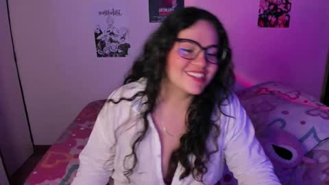 mei mei uwu online show from February 18, 2:44 am