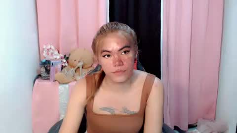 im_yourfairyannaxx online show from December 22, 10:55 am