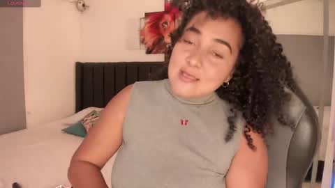 Snapshot of imacwenn_ chatting on March 8, 9:40 pm Sofia online show from March 8, 9:40 pm