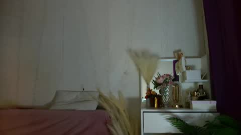 Carrie online show from November 28, 4:25 pm