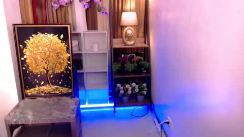 Ashley online show from January 31, 7:11 pm