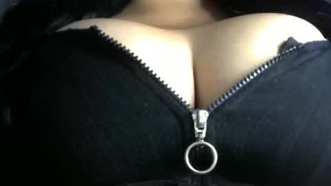 mia latina online show from September 14, 7:37 pm