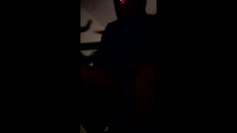 imlightskn online show from February 6, 11:24 am