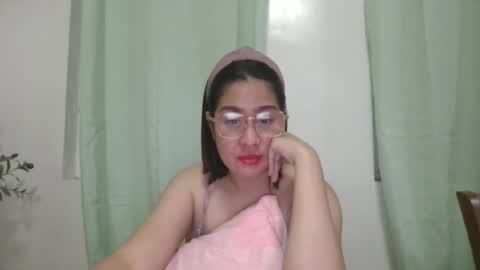 Immaculate02 online show from July 1, 4:04 pm